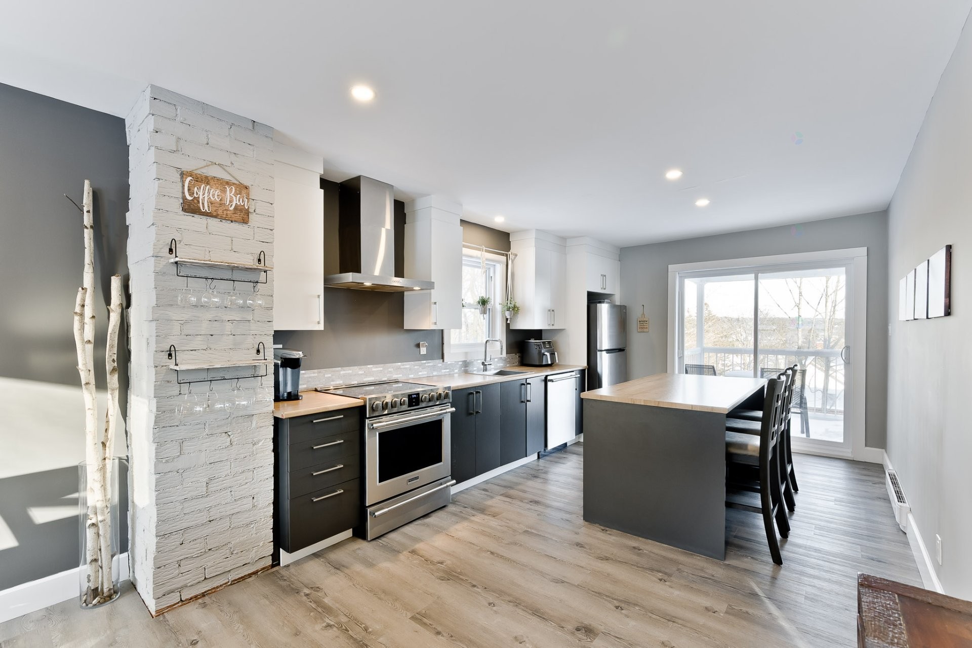 









1318


Rue Adélard-Collette

,
Sherbrooke (Les Nations),




QC
J1H4V6

