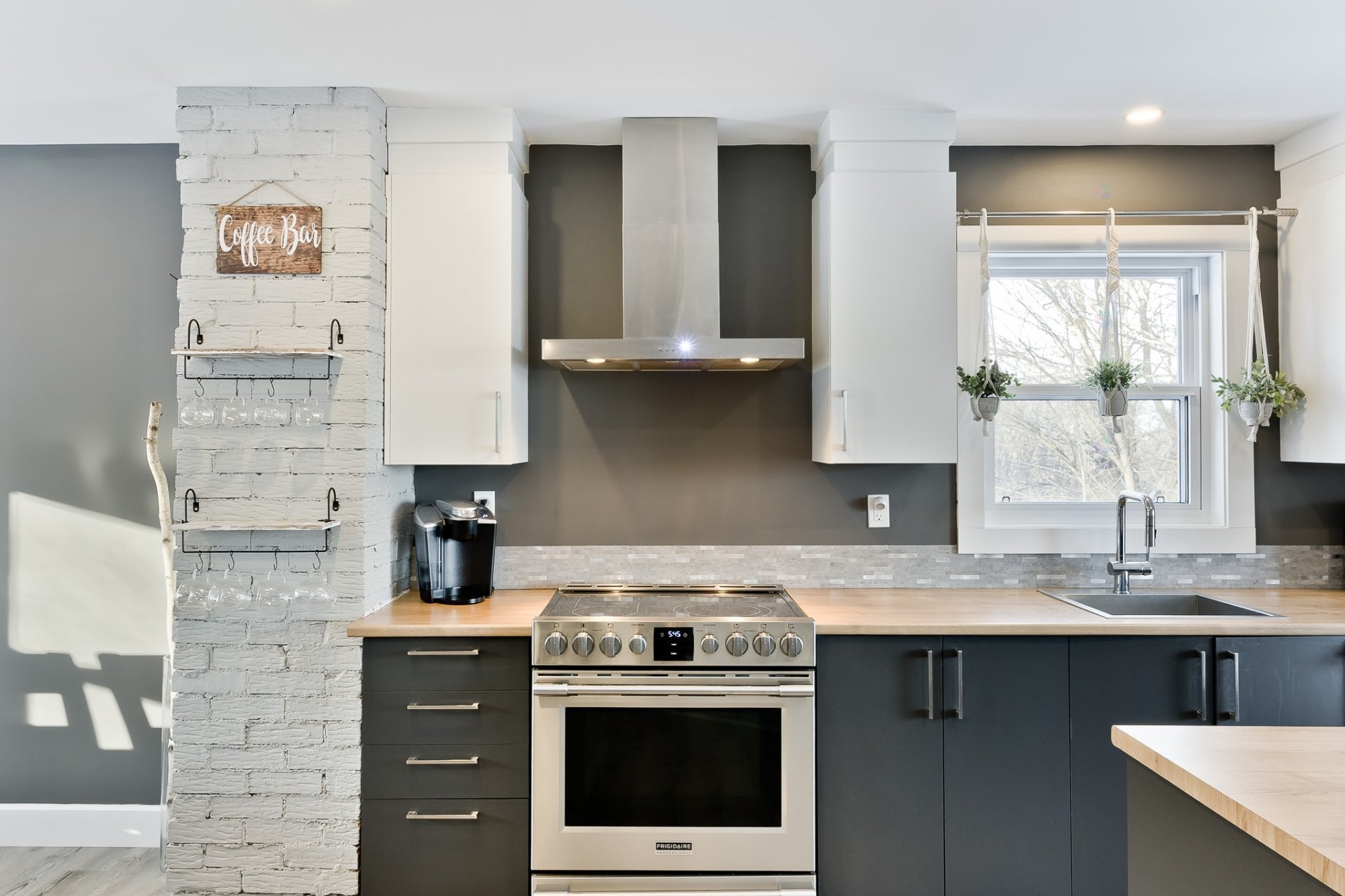 









1318


Rue Adélard-Collette

,
Sherbrooke (Les Nations),




QC
J1H4V6

