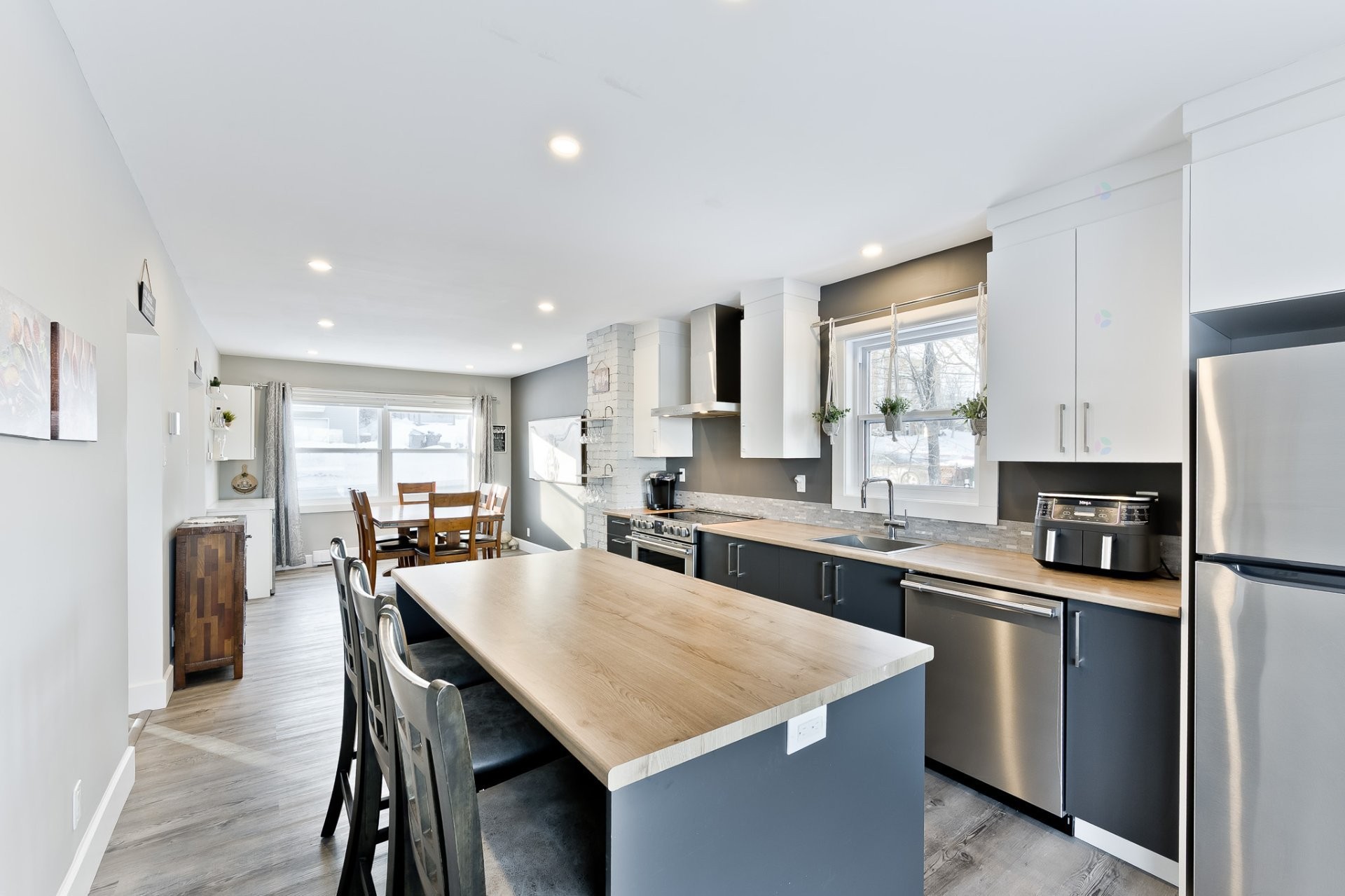 









1318


Rue Adélard-Collette

,
Sherbrooke (Les Nations),




QC
J1H4V6

