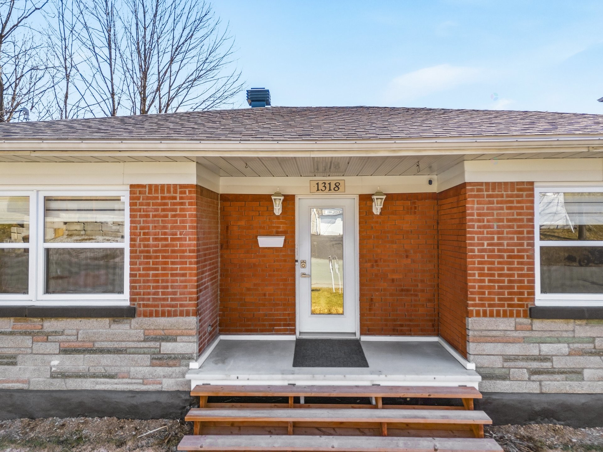 









1318


Rue Adélard-Collette

,
Sherbrooke (Les Nations),




QC
J1H4V6

