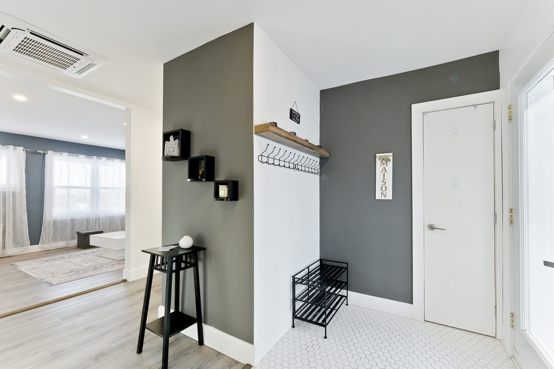 









1318


Rue Adélard-Collette

,
Sherbrooke (Les Nations),




QC
J1H4V6

