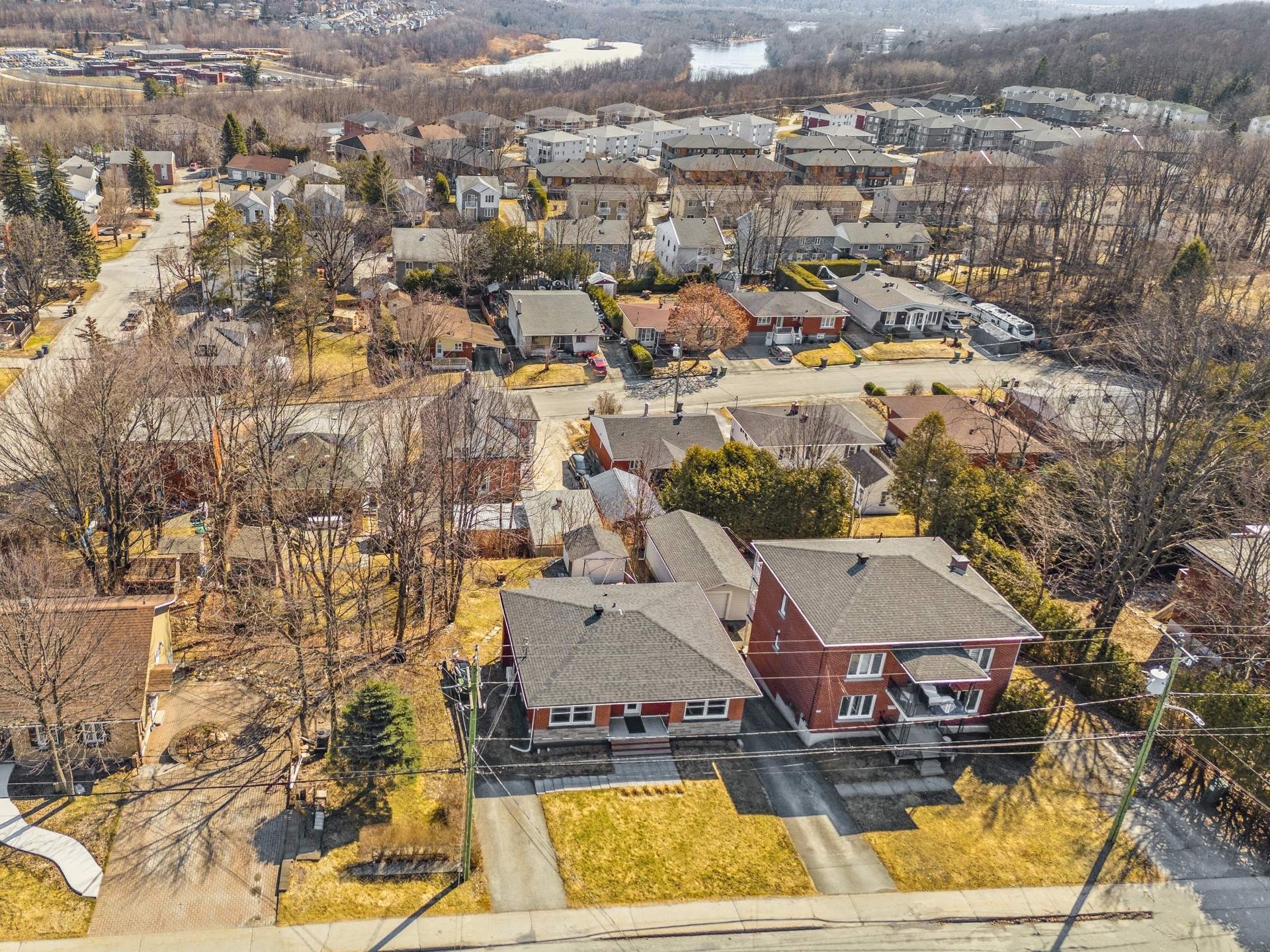 









1318


Rue Adélard-Collette

,
Sherbrooke (Les Nations),




QC
J1H4V6

