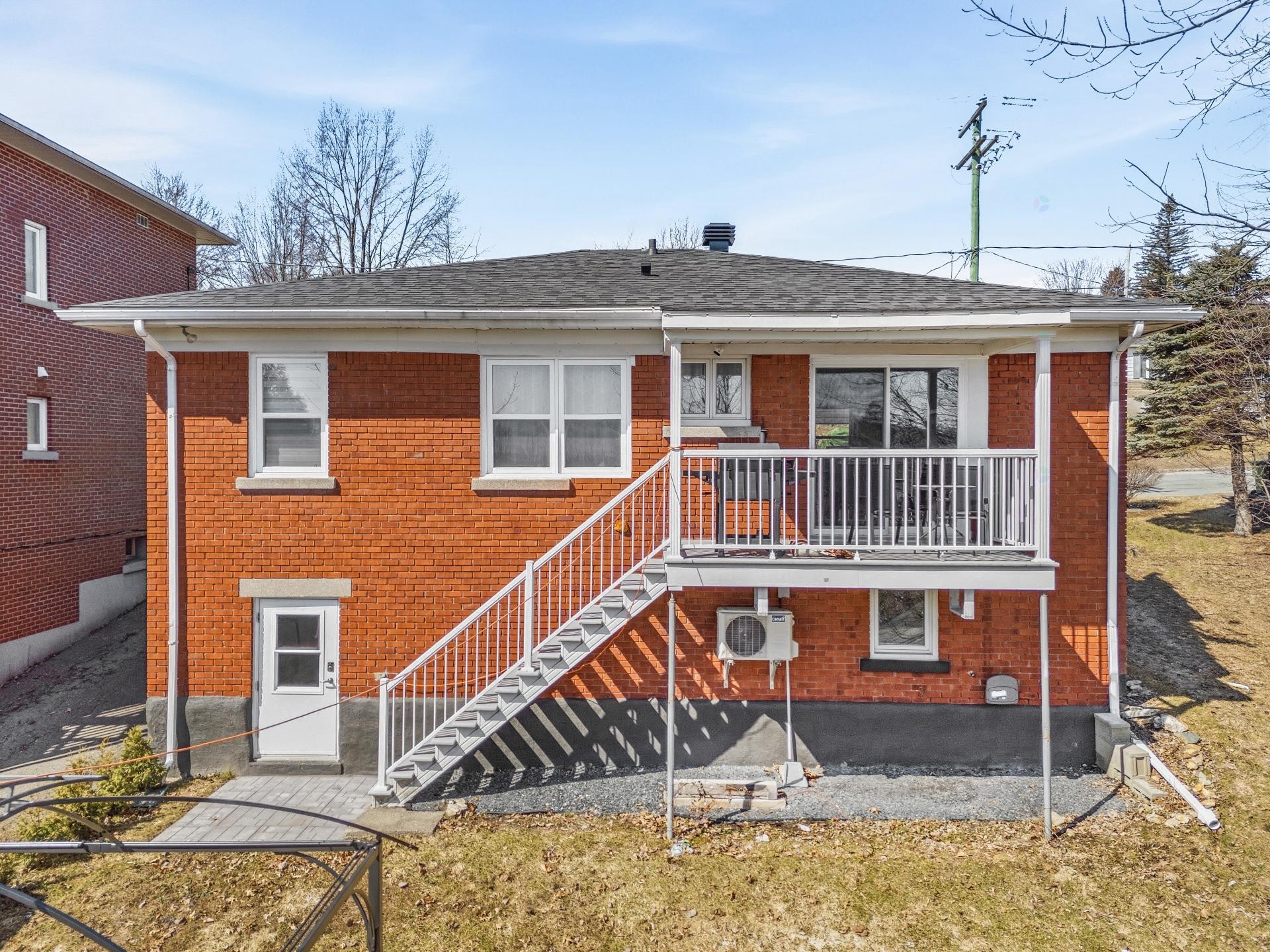









1318


Rue Adélard-Collette

,
Sherbrooke (Les Nations),




QC
J1H4V6

