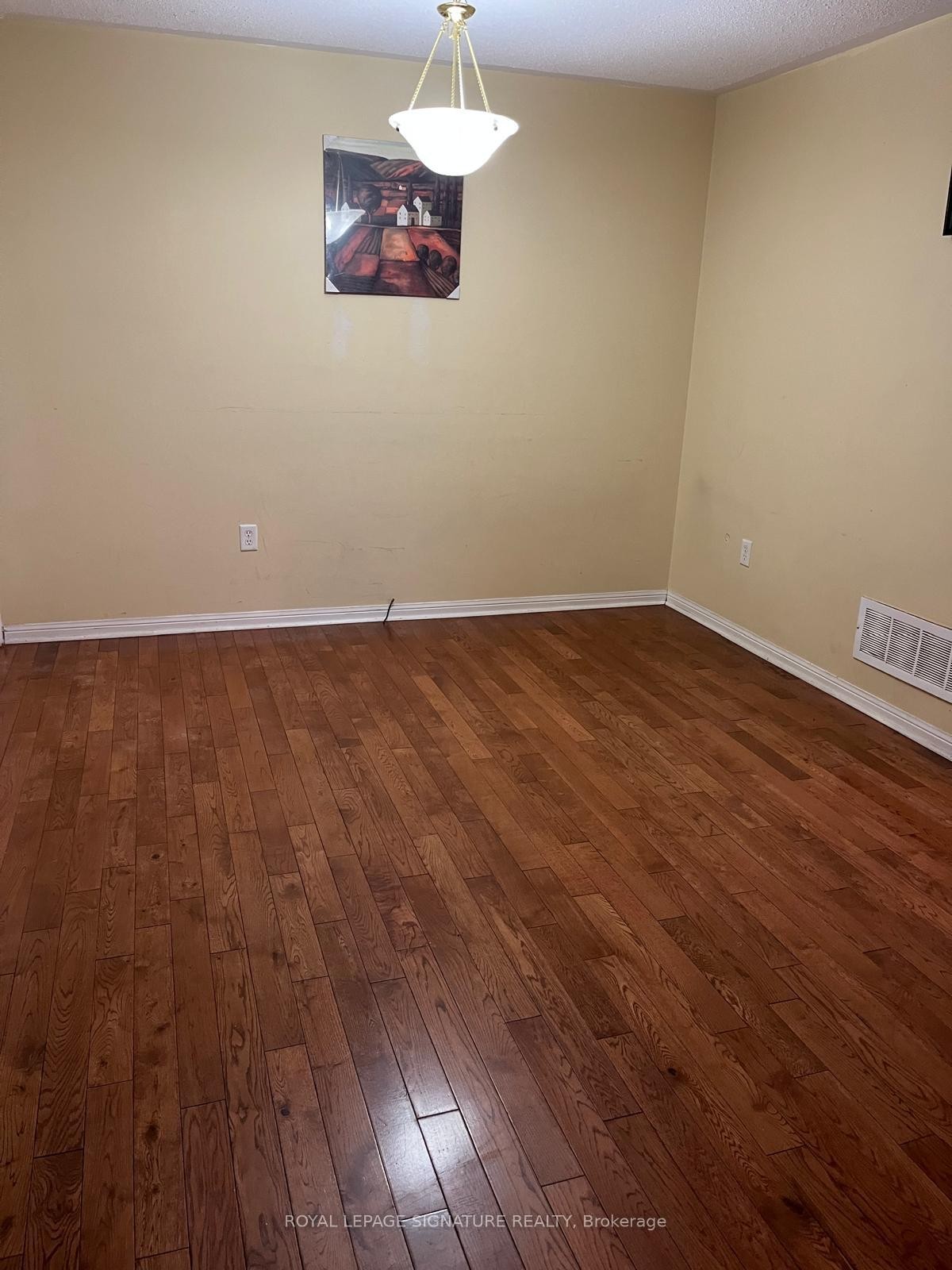 









12


Murphy

Road,
Brampton,




ON
L6S 6L2

