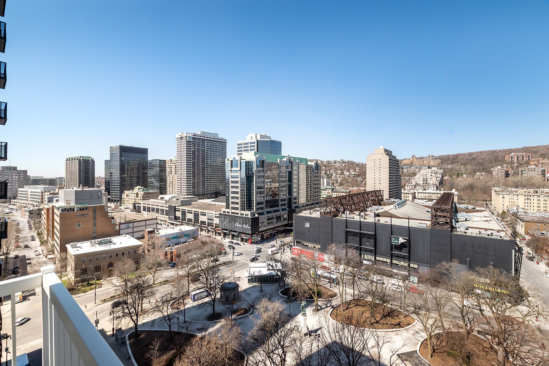 









2300


Rue Tupper

, 1602,
Montréal (Ville-Marie),




QC
H3H0B9


