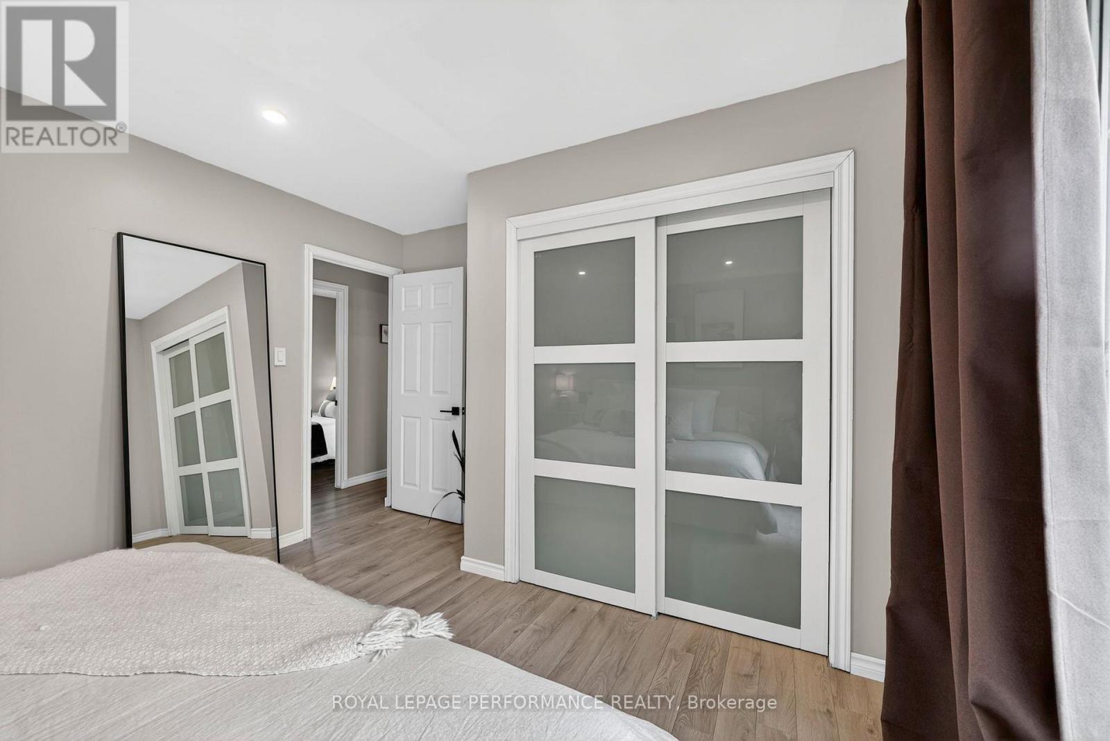 












17406 COUNTY 18 ROAD

,
South Stormont,




Ontario
K0C2A0

