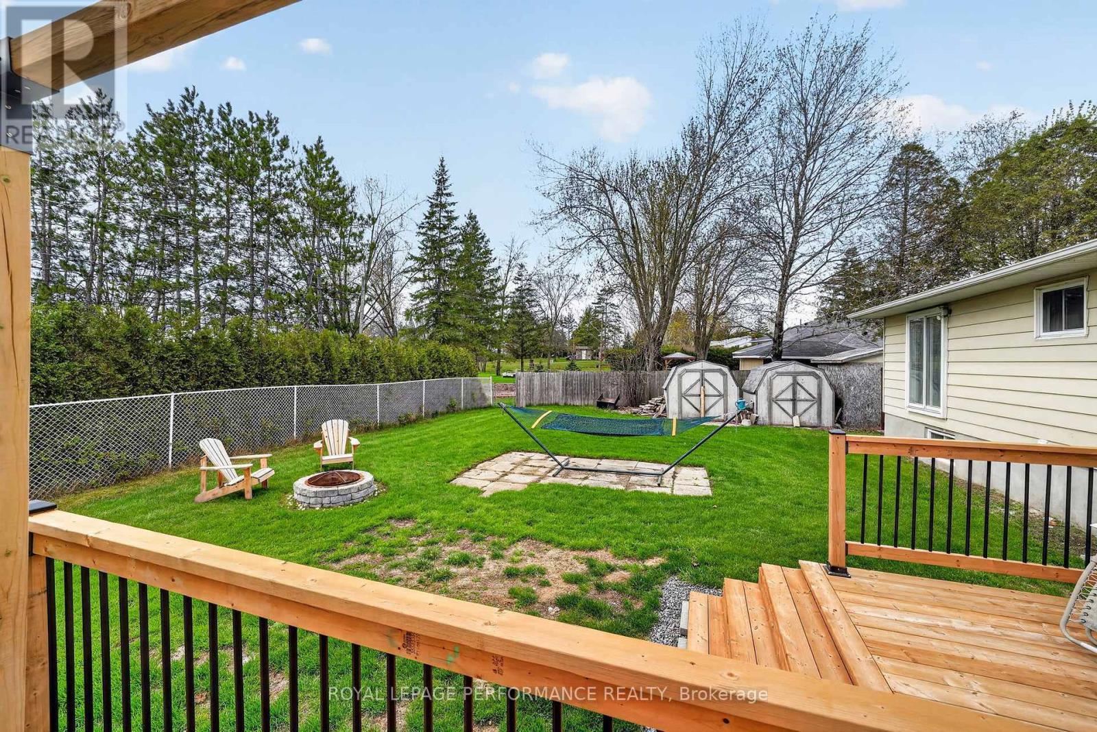 












17406 COUNTY 18 ROAD

,
South Stormont,




Ontario
K0C2A0

