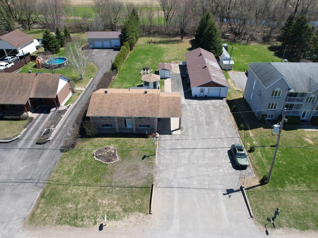 









1402


Route 158

,
Saint-Thomas,




QC
J0K3L0

