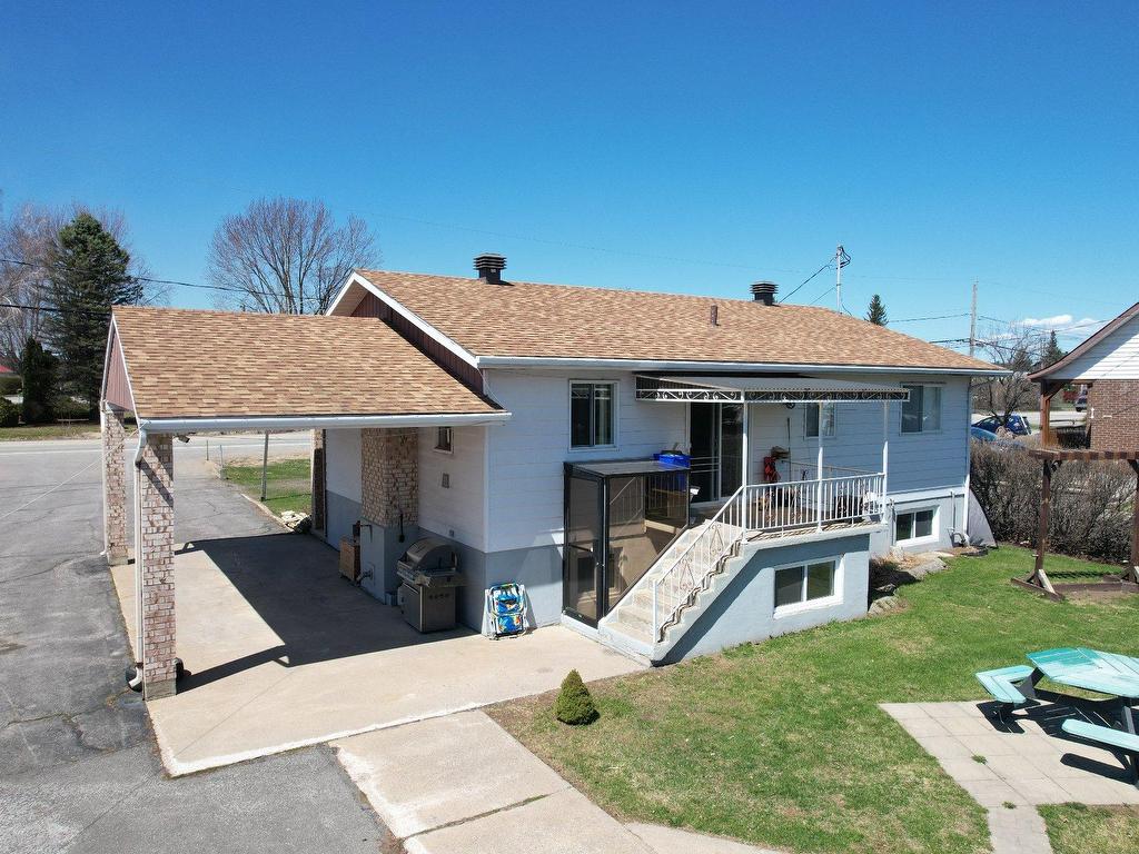









1402


Route 158

,
Saint-Thomas,




QC
J0K3L0

