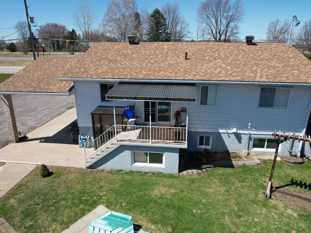 









1402


Route 158

,
Saint-Thomas,




QC
J0K3L0

