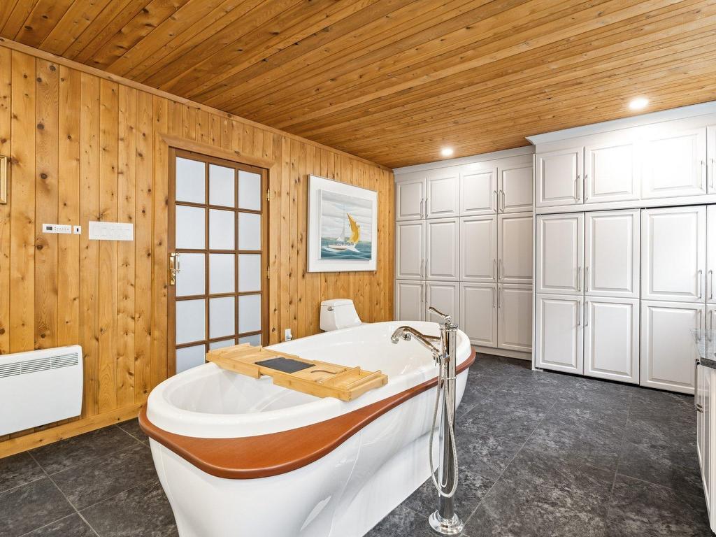 









6772


Ch. Philippe-Gadoury

,
Saint-Damien,




QC
J0K2E0

