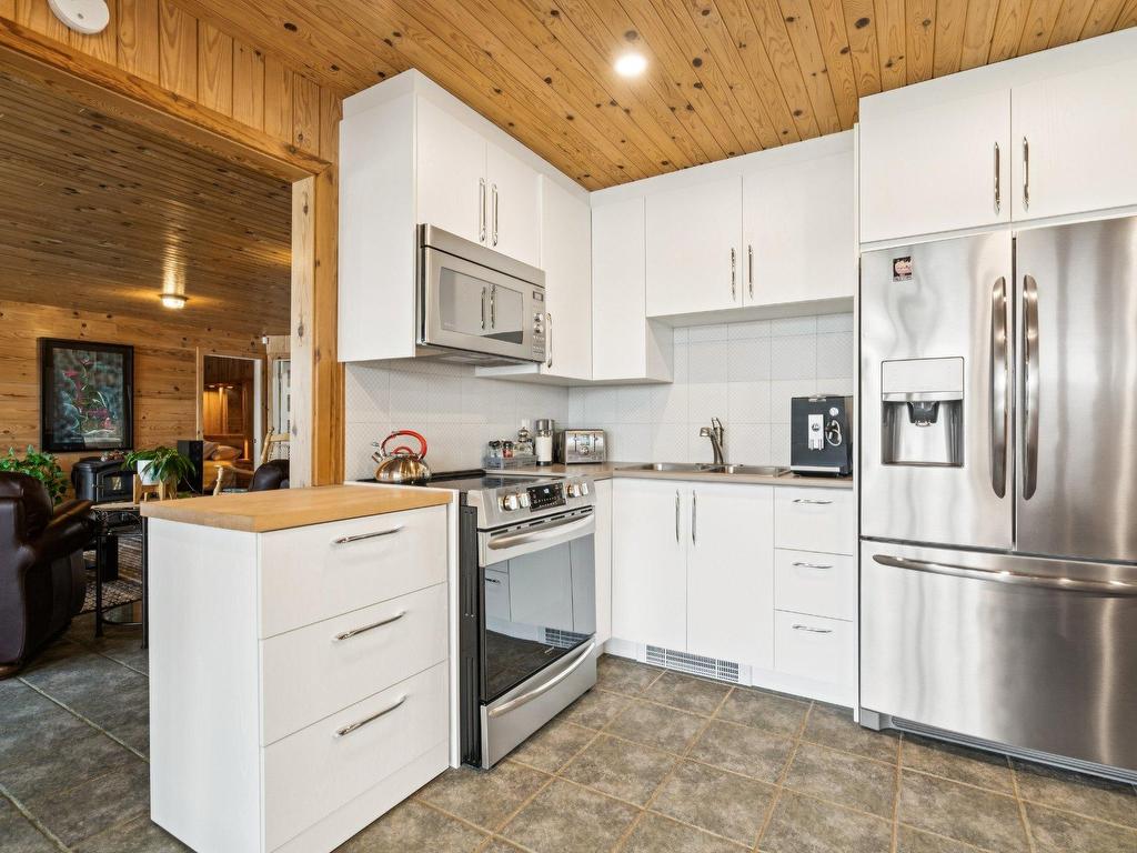









6772


Ch. Philippe-Gadoury

,
Saint-Damien,




QC
J0K2E0

