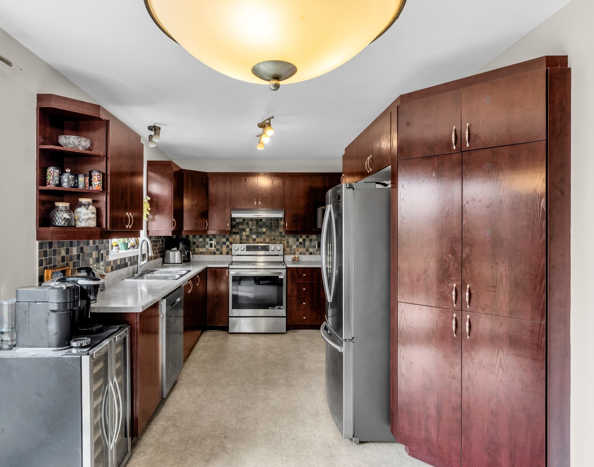 









20


Rue Marie-Marthe-Daoust

,
Notre-Dame-de-l'Île-Perrot,




QC
J7V9Y9

