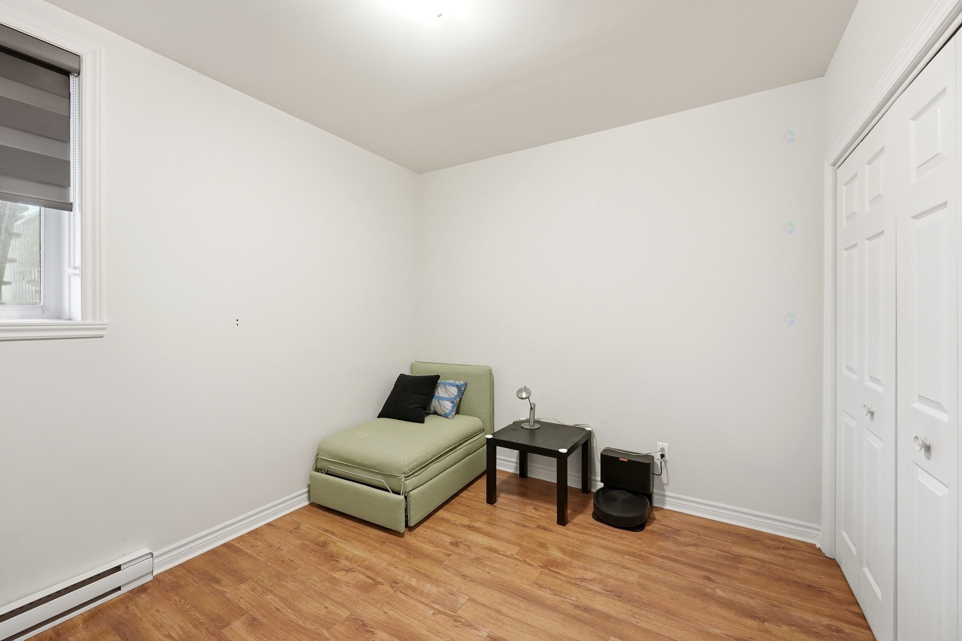 









1231


Rue des Montérégiennes

, A,
Repentigny (Repentigny),




QC
J5Y0H7

