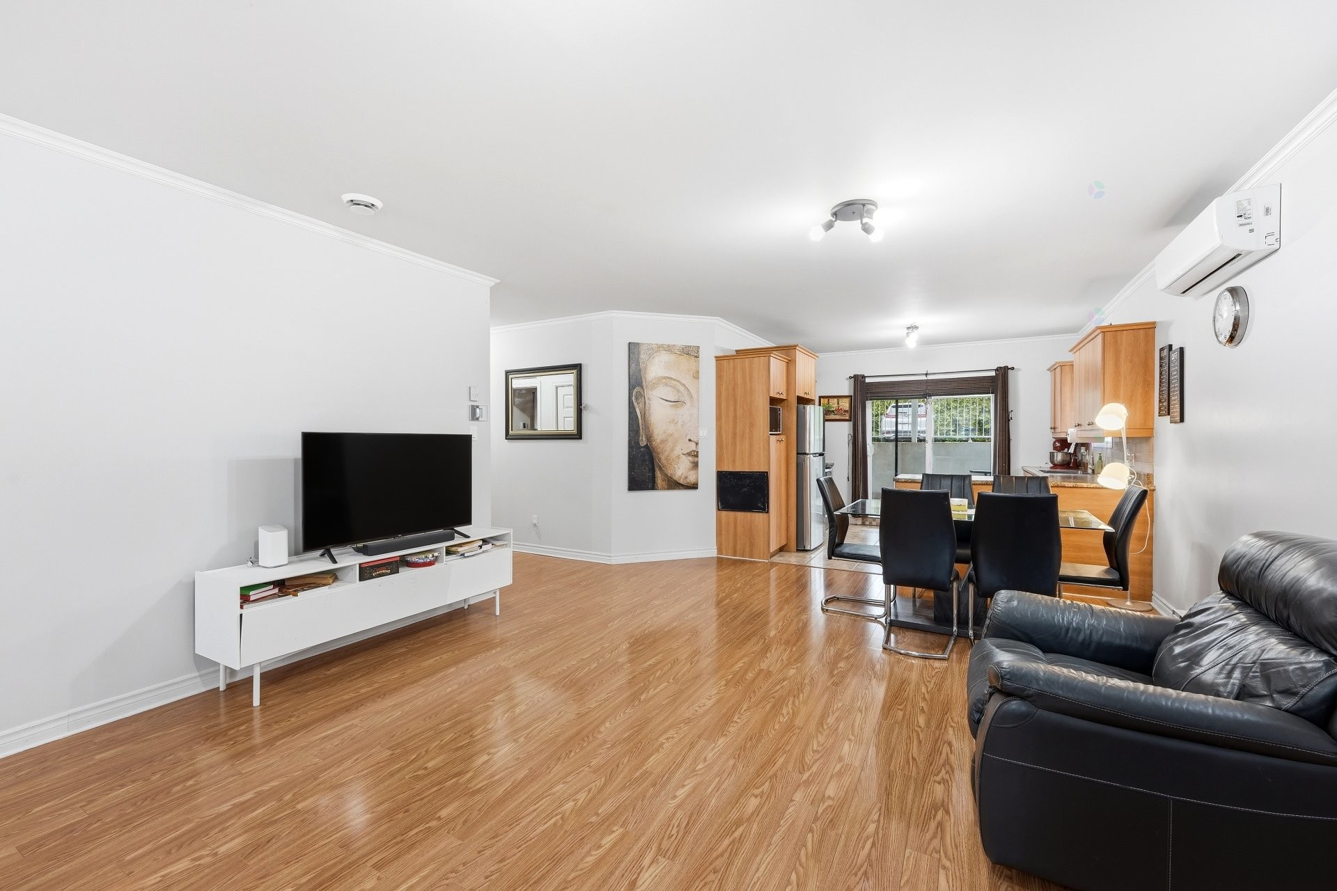 









1231


Rue des Montérégiennes

, A,
Repentigny (Repentigny),




QC
J5Y0H7

