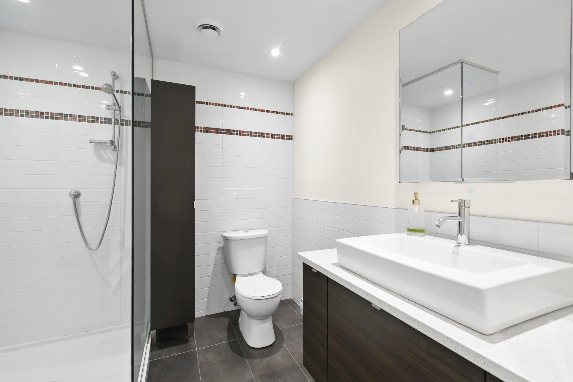 









7627


Rue De Lanaudière

, 001,
Montréal (Villeray/Saint-Michel/Parc-Extension),




QC
H2E1Y5

