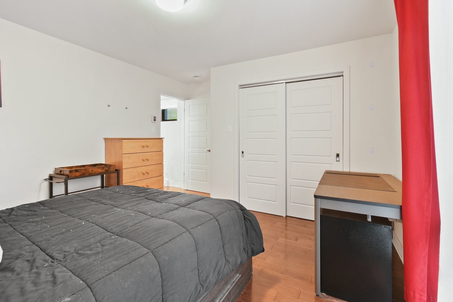









7627


Rue De Lanaudière

, 001,
Montréal (Villeray/Saint-Michel/Parc-Extension),




QC
H2E1Y5

