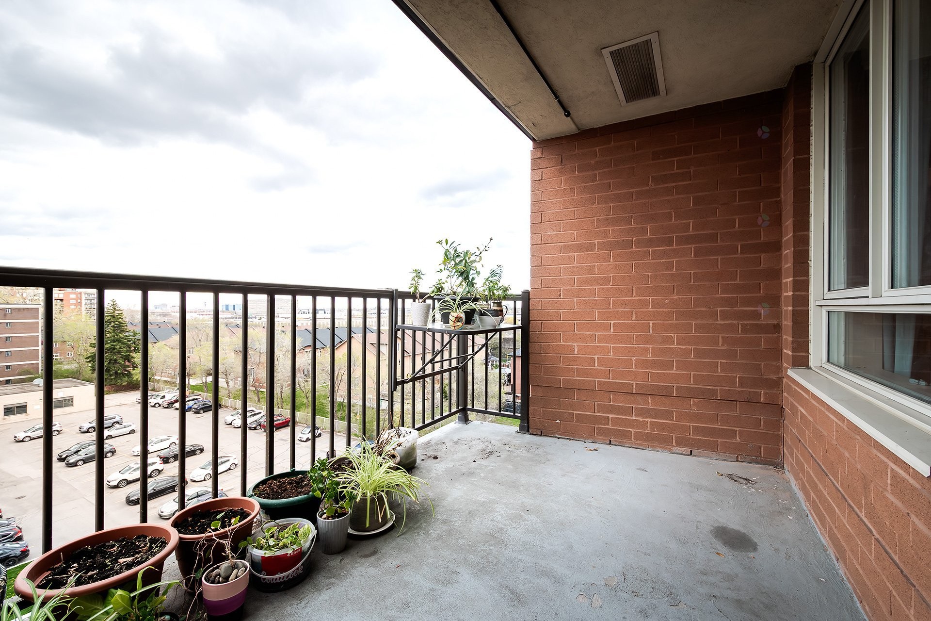 









995


Rue Jules-Poitras

, 610,
Montréal (Saint-Laurent),




QC
H4N3M2


