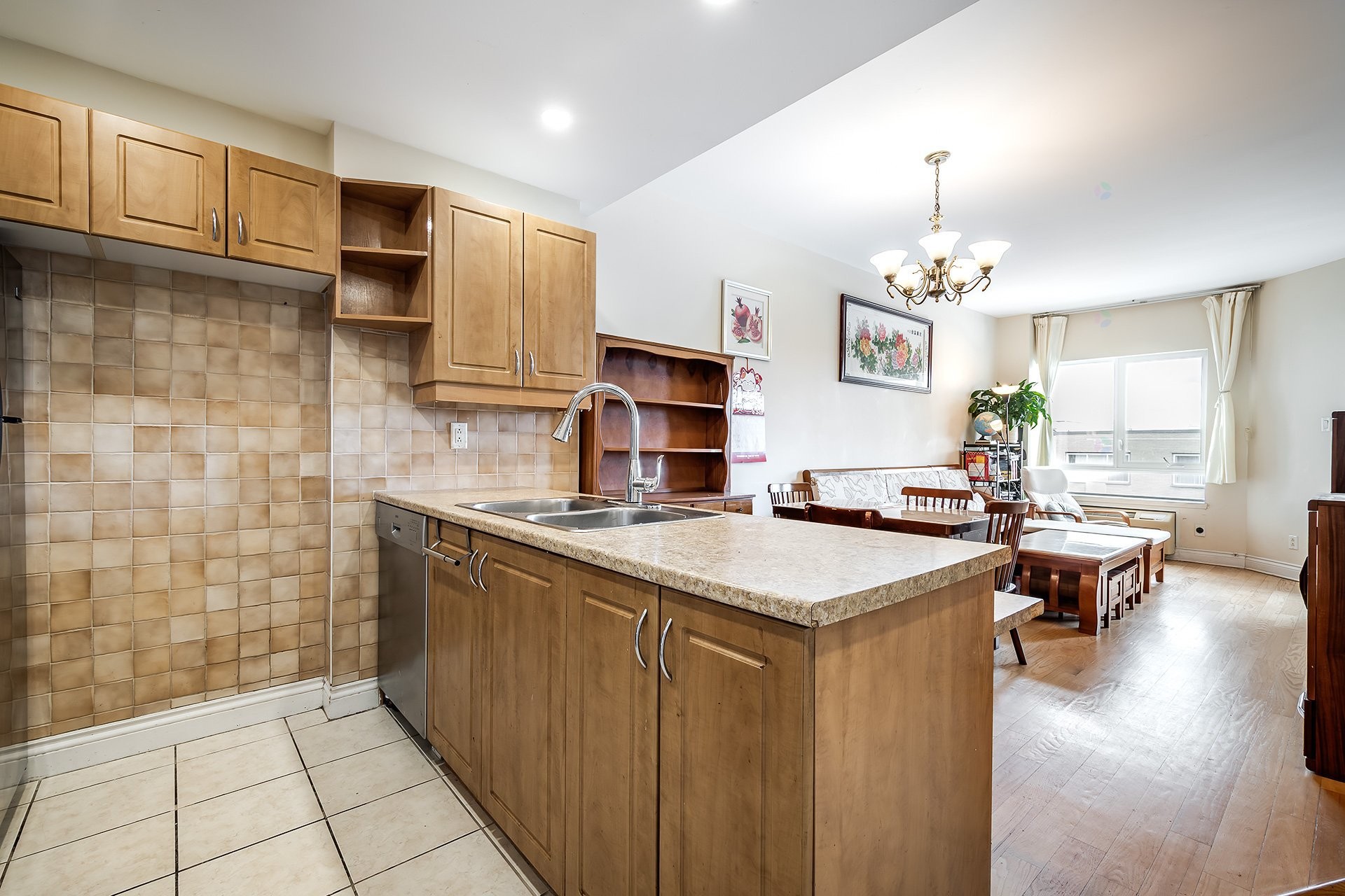 









995


Rue Jules-Poitras

, 610,
Montréal (Saint-Laurent),




QC
H4N3M2

