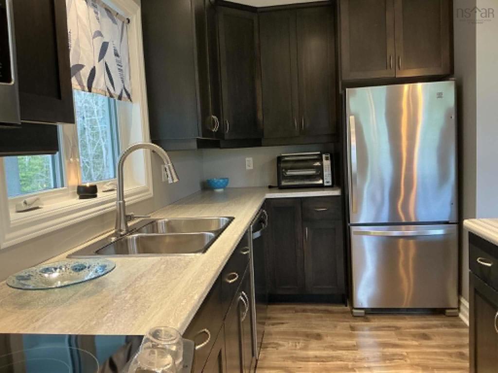 












3279 Highway 3 Highway

,
Brooklyn,




NS
B0J 1H0

