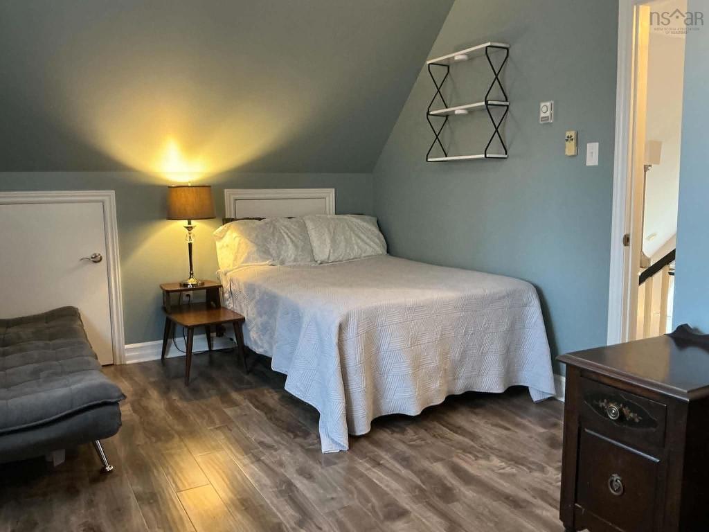 












3279 Highway 3 Highway

,
Brooklyn,




NS
B0J 1H0

