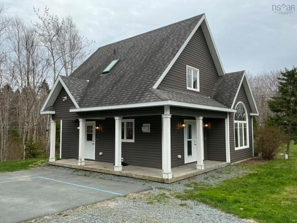 












3279 Highway 3 Highway

,
Brooklyn,




NS
B0J 1H0

