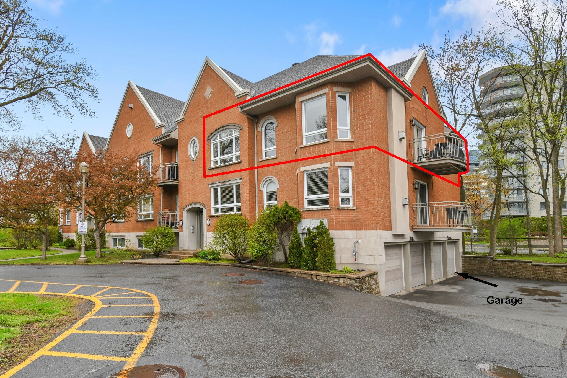 









40


Place le Marronnier

,
Saint-Lambert,




QC
J4S1Z7

