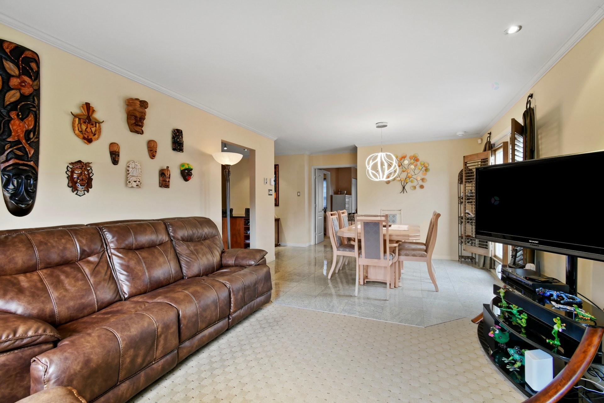 









40


Place le Marronnier

,
Saint-Lambert,




QC
J4S1Z7

