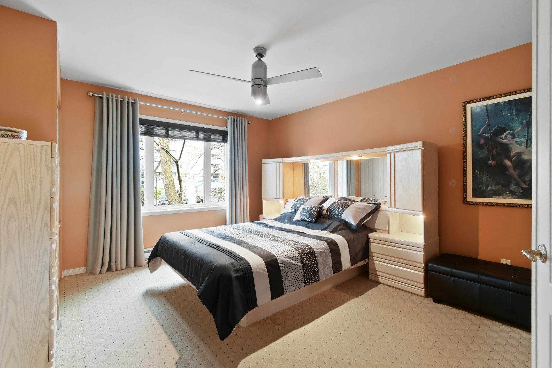 









40


Place le Marronnier

,
Saint-Lambert,




QC
J4S1Z7

