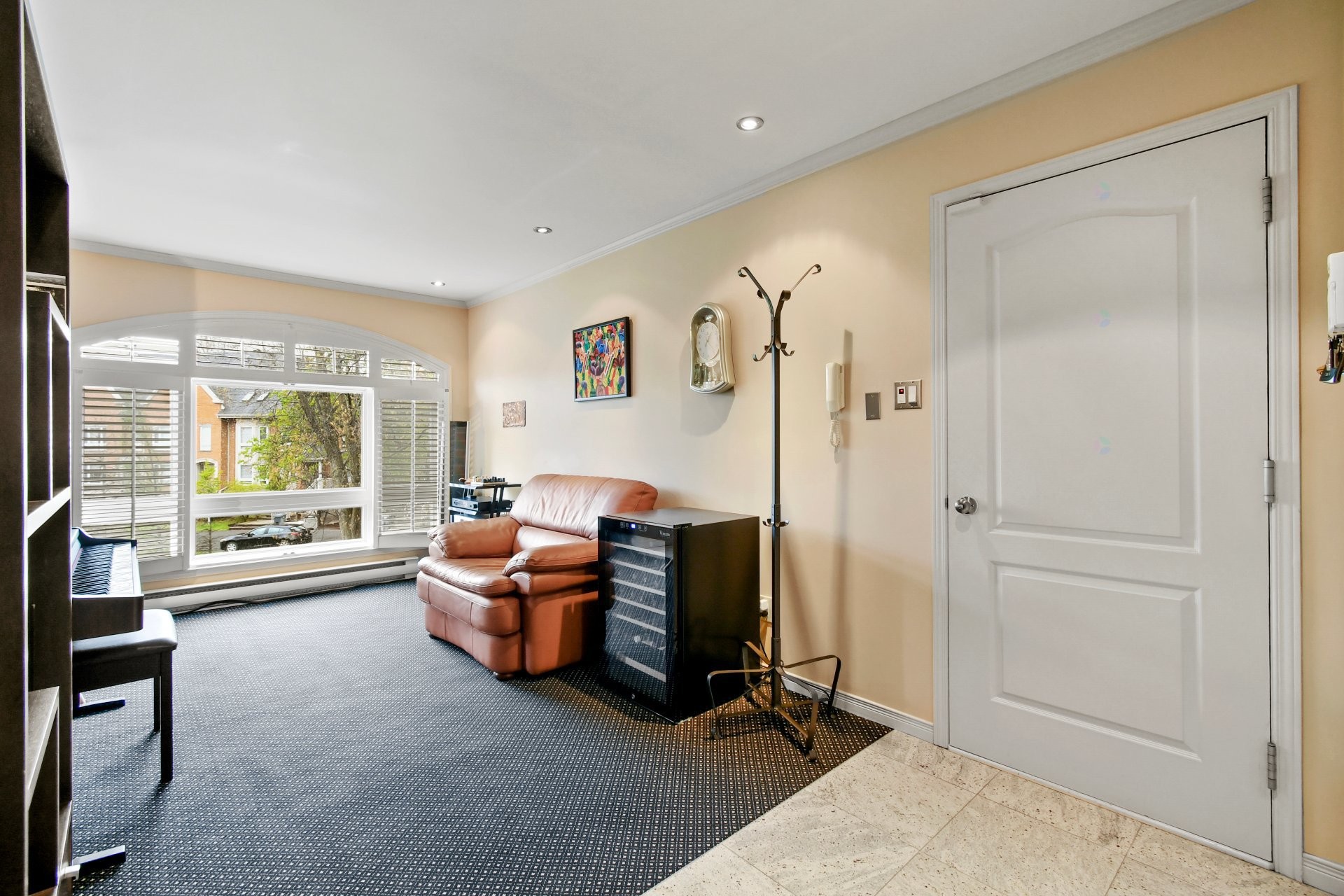 









40


Place le Marronnier

,
Saint-Lambert,




QC
J4S1Z7

