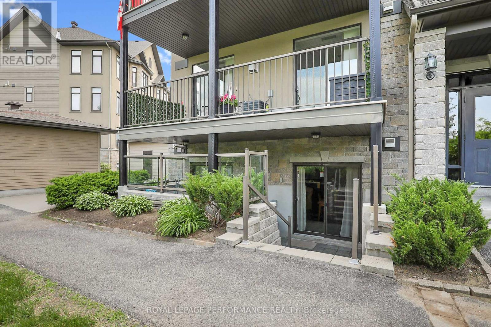












2 - 40 PRESTIGE CIRCLE

,
Ottawa,




Ontario
K4A0W9

