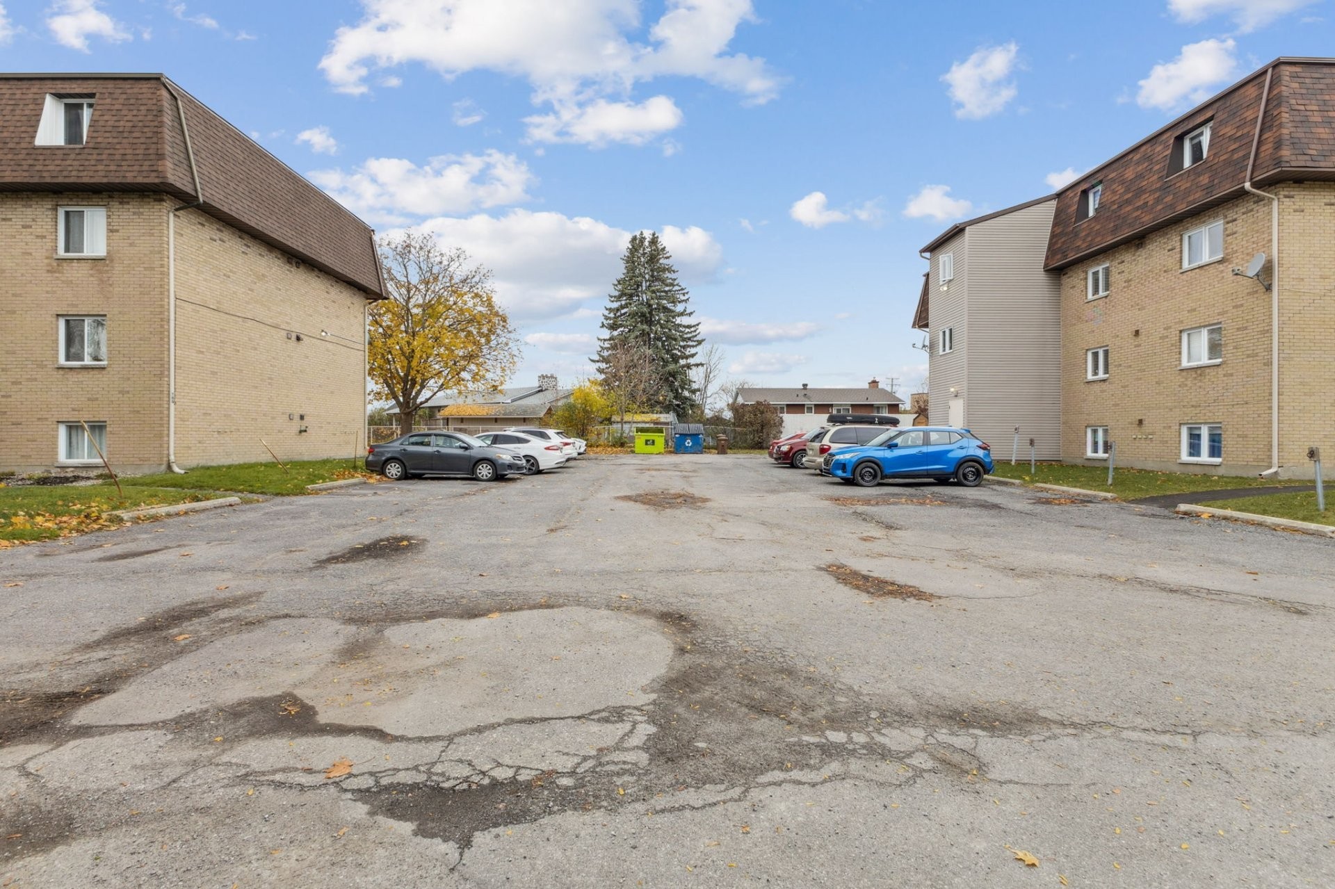 









168


Rue Lamarche

, 7,
Gatineau (Gatineau),




QC
J8T5C5

