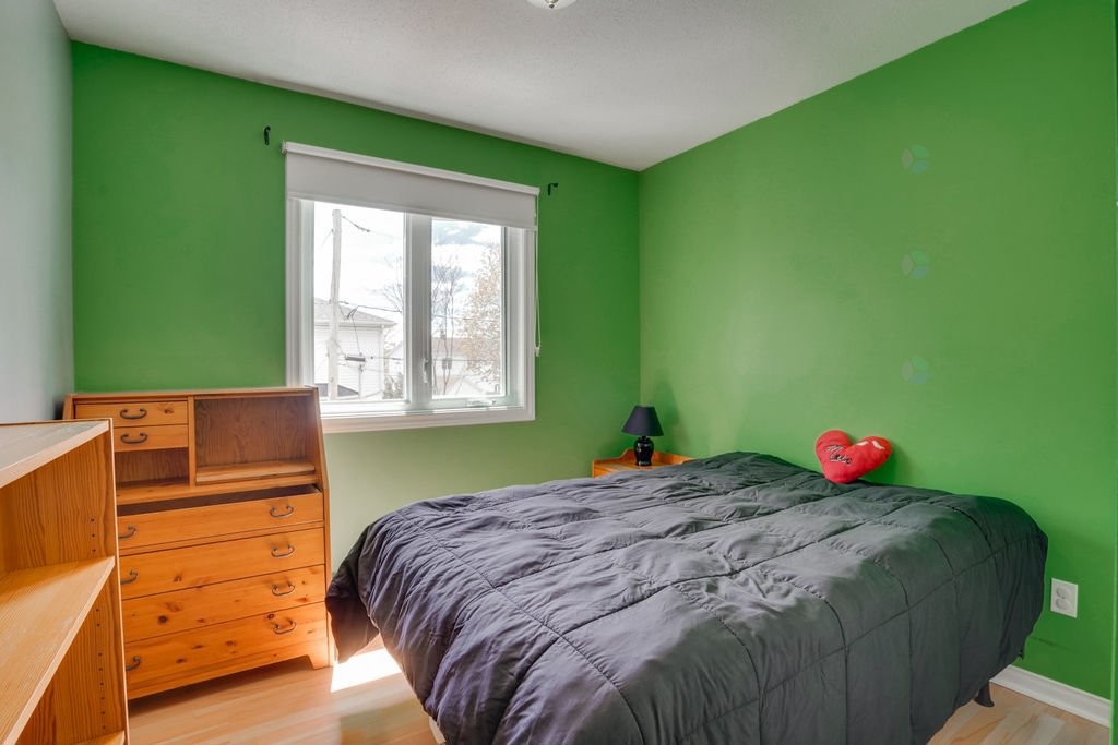 









494


Rue A.-Gibeault

,
Gatineau (Gatineau),




QC
J8R2S2

