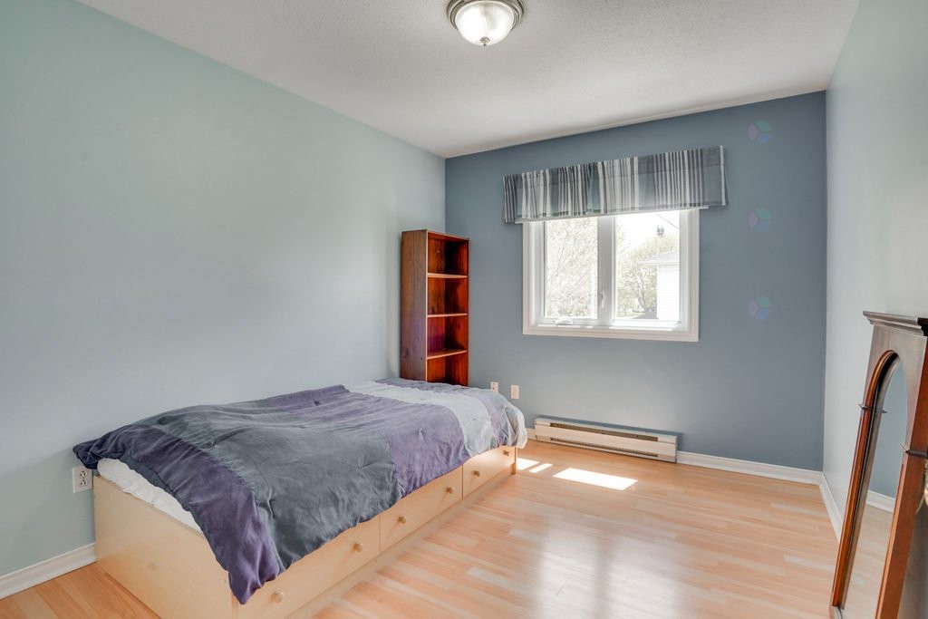 









494


Rue A.-Gibeault

,
Gatineau (Gatineau),




QC
J8R2S2


