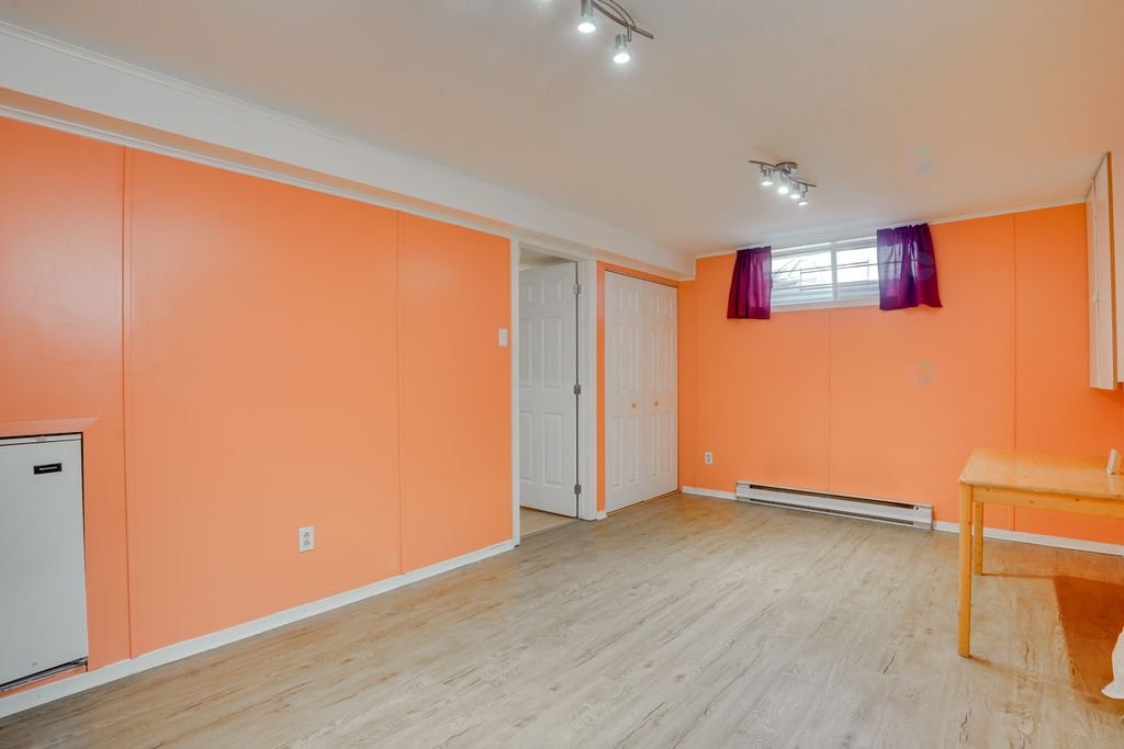 









494


Rue A.-Gibeault

,
Gatineau (Gatineau),




QC
J8R2S2

