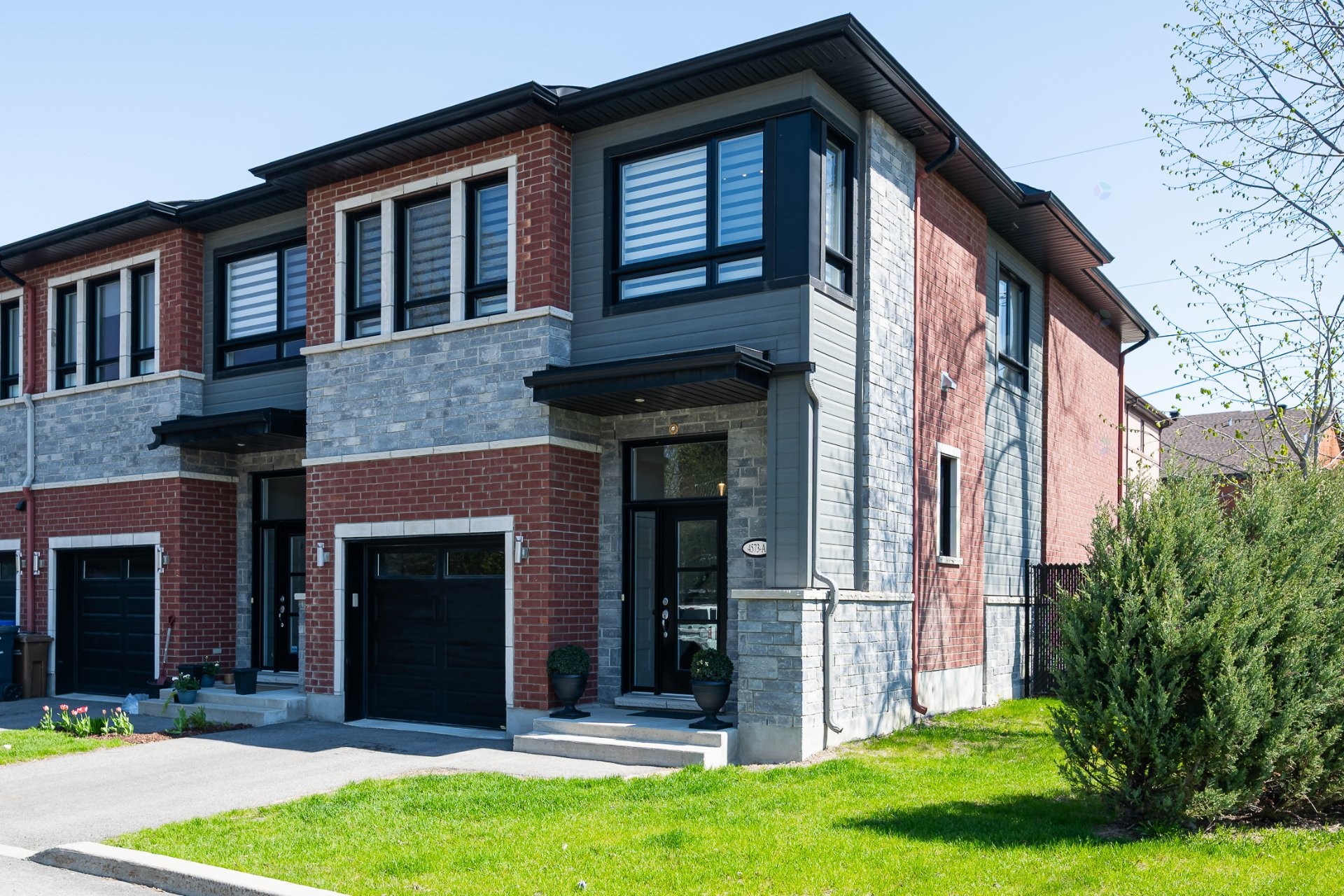 









4573Z


Boul. Dagenais O.

, A,
Laval (Fabreville),




QC
H7R0G8


