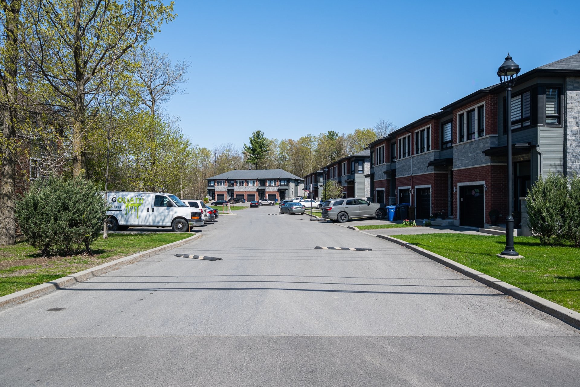 









4573Z


Boul. Dagenais O.

, A,
Laval (Fabreville),




QC
H7R0G8

