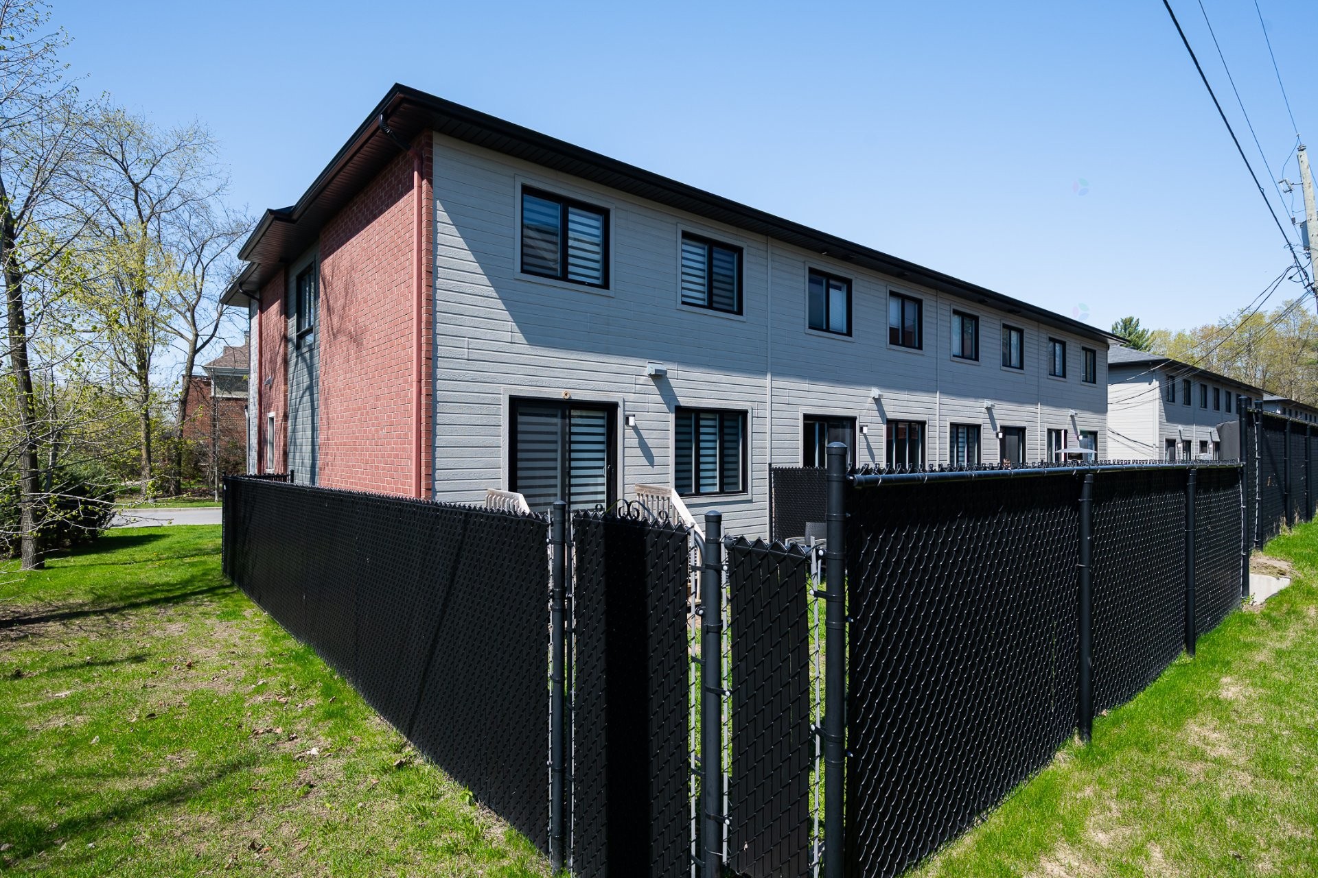 









4573Z


Boul. Dagenais O.

, A,
Laval (Fabreville),




QC
H7R0G8

