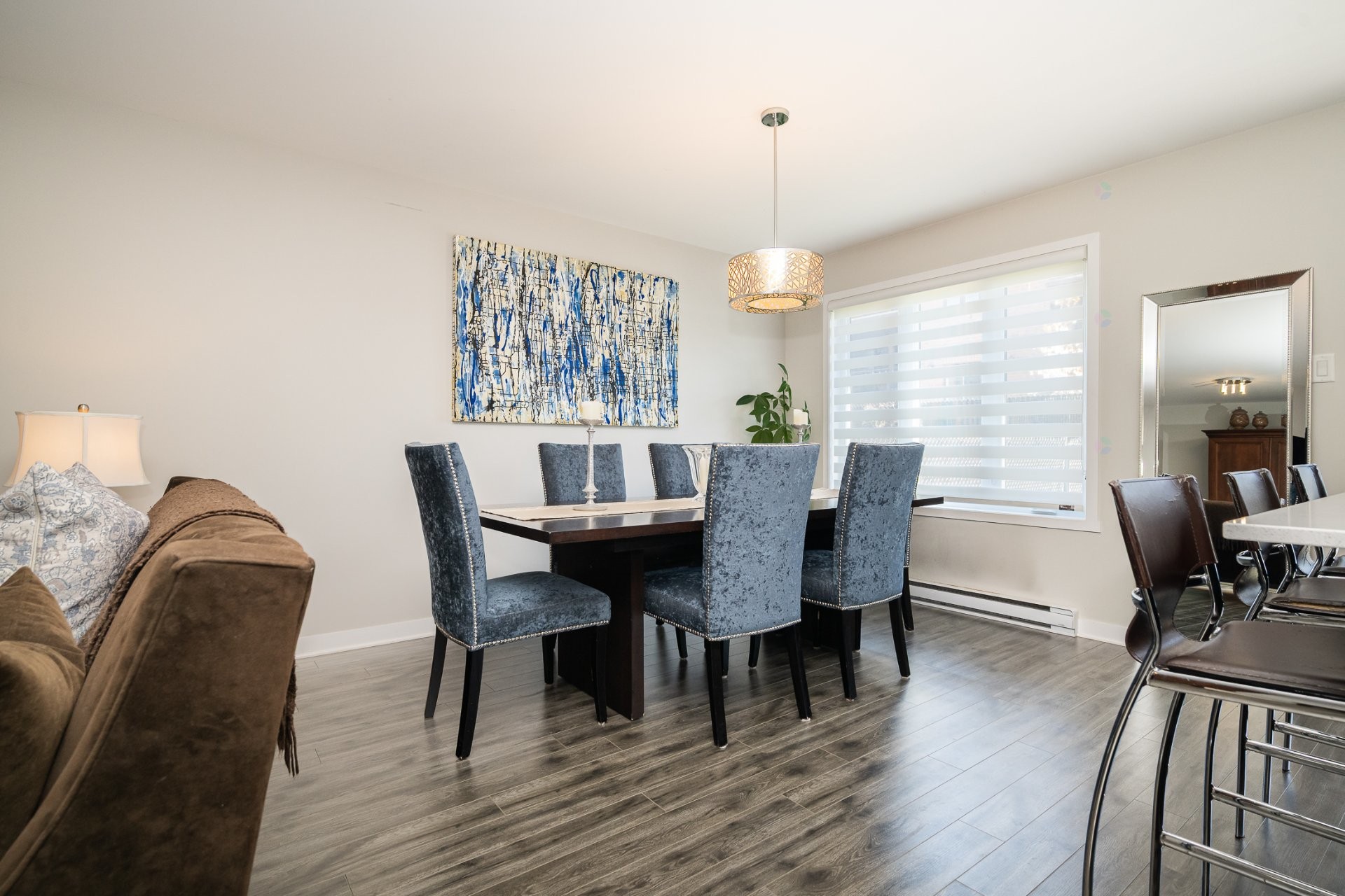 









4573Z


Boul. Dagenais O.

, A,
Laval (Fabreville),




QC
H7R0G8

