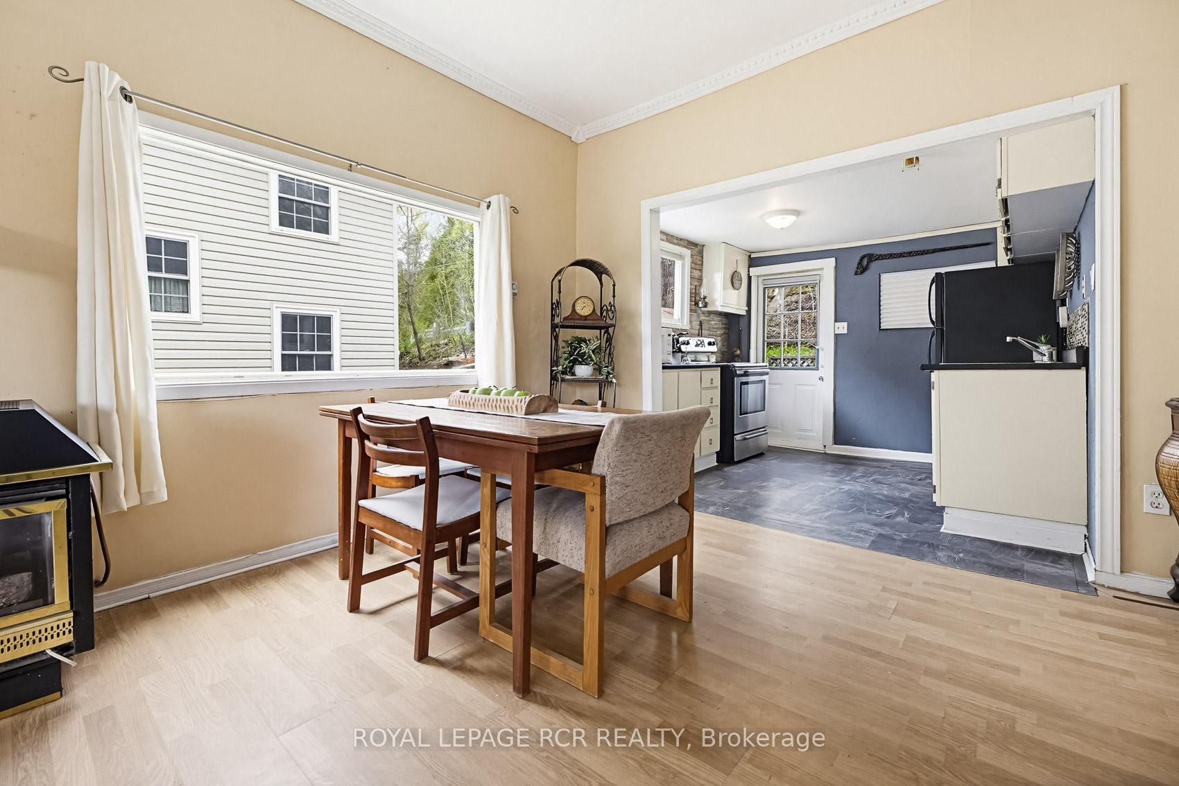 









13


Old Pavilion

Road,
Caledon,




ON
L7C 3J8

