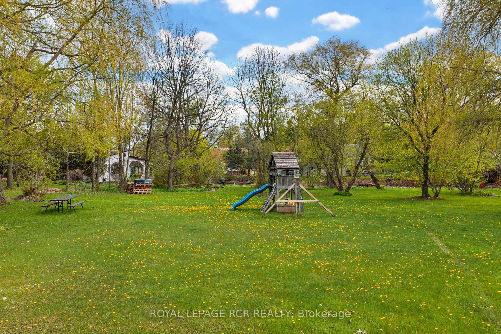 









13


Old Pavilion

Road,
Caledon,




ON
L7C 3J8

