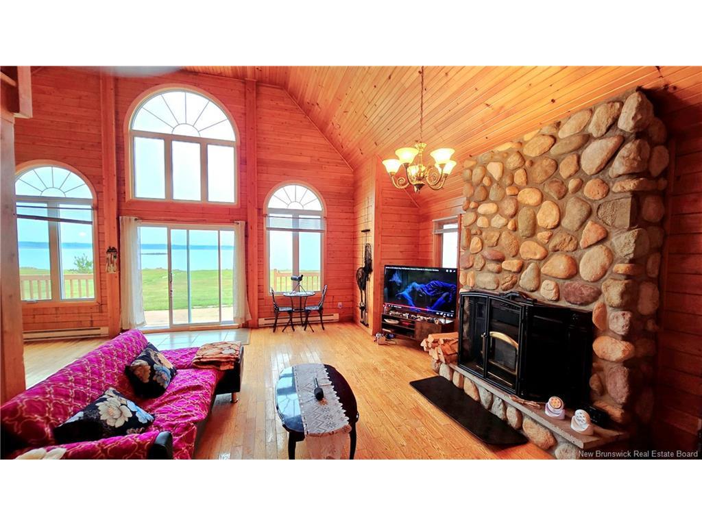 









41


McNeil

,
Sea Side,




NB
E8G 1T2

