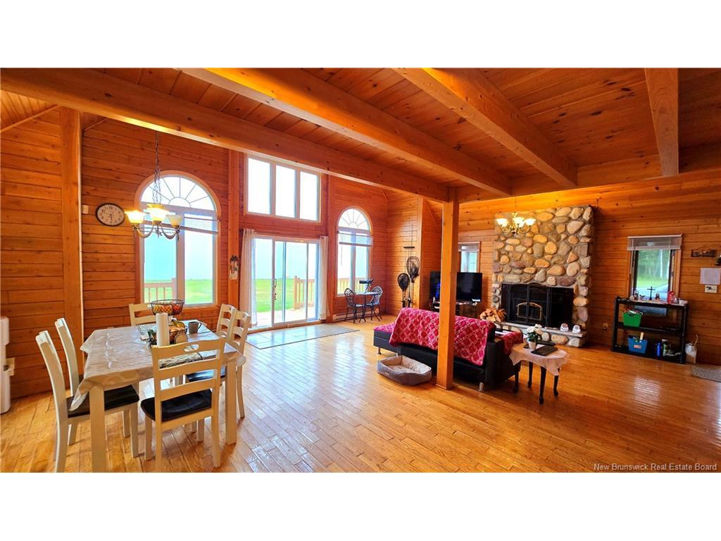 









41


McNeil

,
Sea Side,




NB
E8G 1T2

