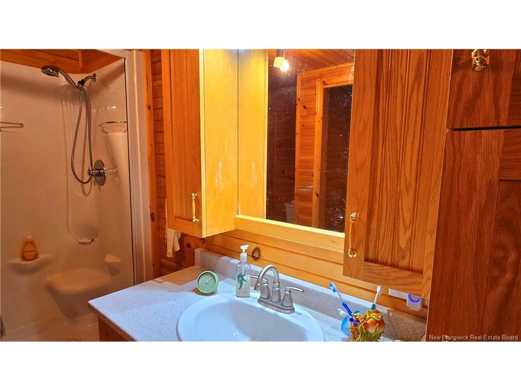









41


McNeil

,
Sea Side,




NB
E8G 1T2

