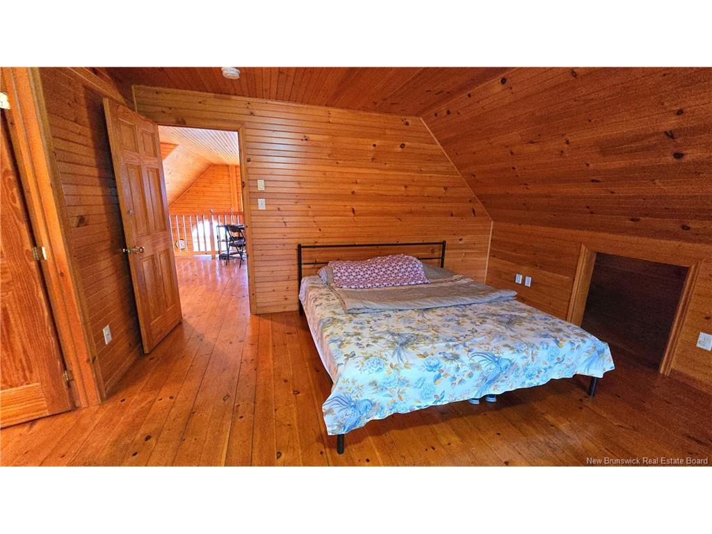 









41


McNeil

,
Sea Side,




NB
E8G 1T2

