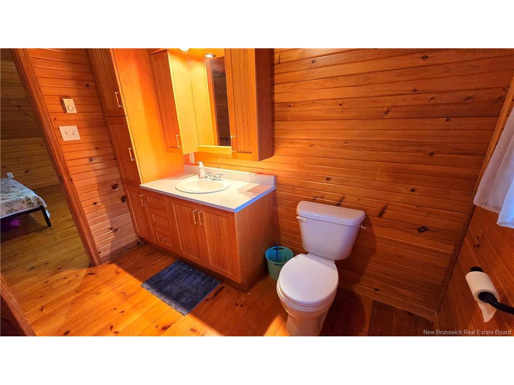 









41


McNeil

,
Sea Side,




NB
E8G 1T2

