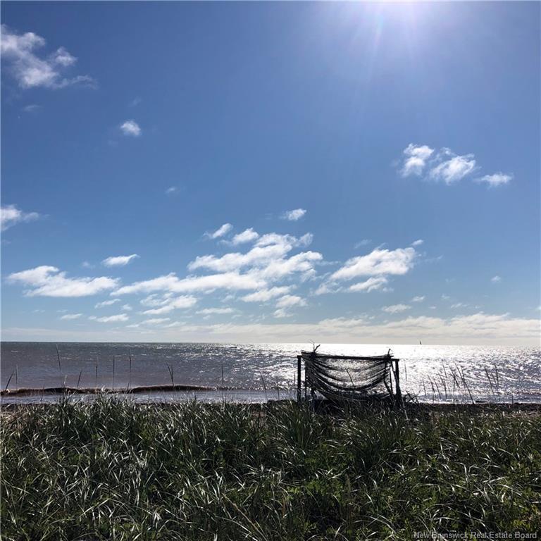 









Lot


Chemin Malbay

,
Miscou,







NB
E8T 2E4

