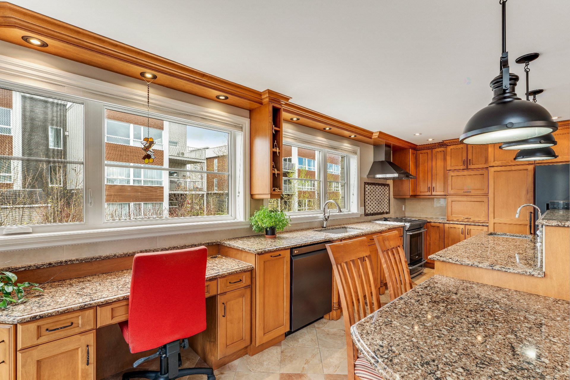 









2600


Rue Sylvestre

, 106,
Sherbrooke (Les Nations),




QC
J1J0A5

