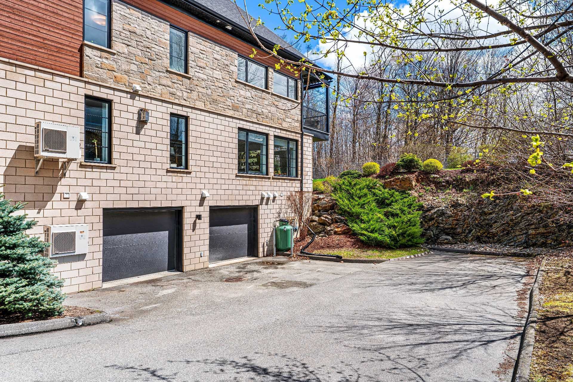 









2600


Rue Sylvestre

, 106,
Sherbrooke (Les Nations),




QC
J1J0A5

