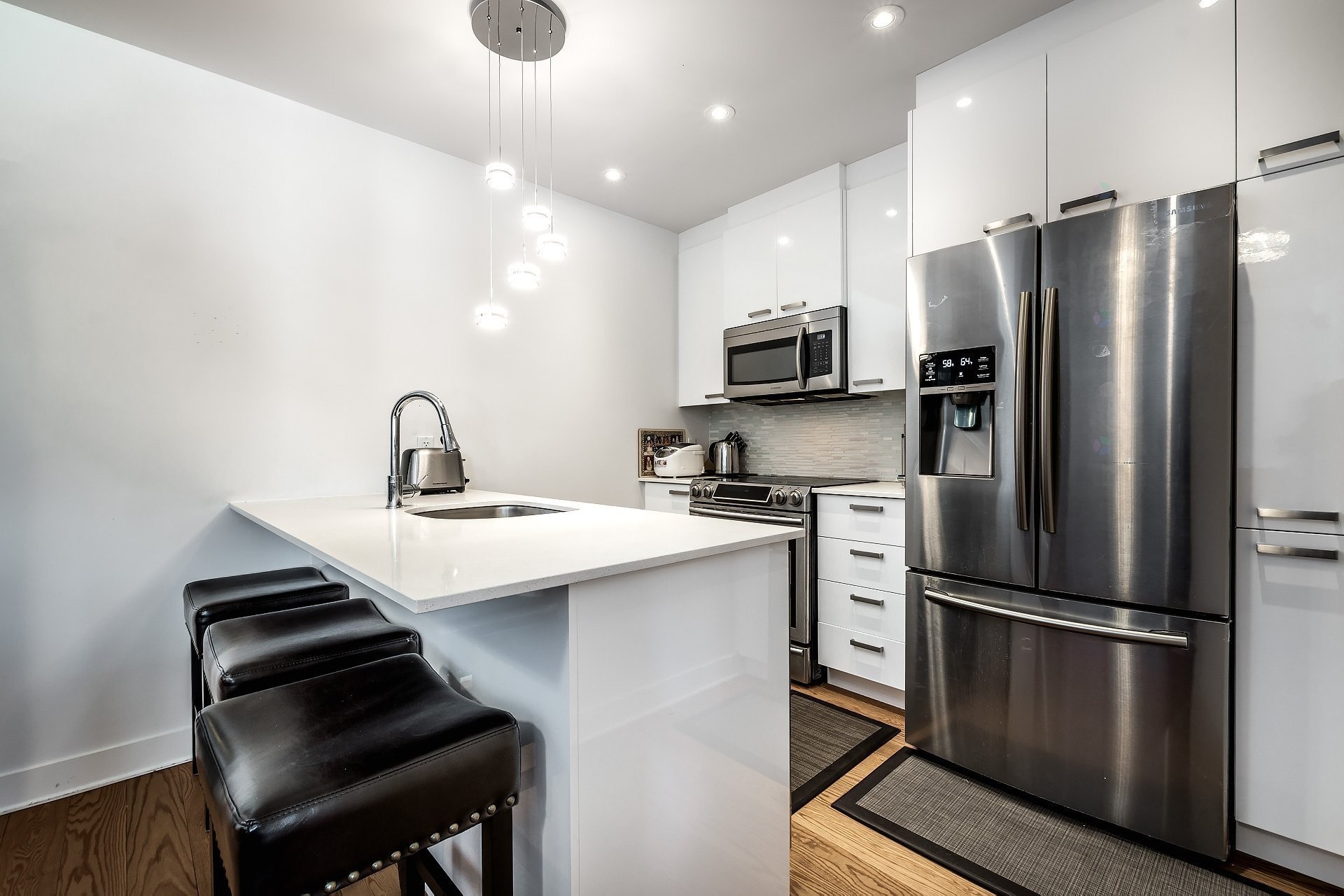 









5200


Av. Gatineau

, A409,
Montréal (Côte-des-Neiges/Notre-Dame-de-Grâce),




QC
H3T1W9


